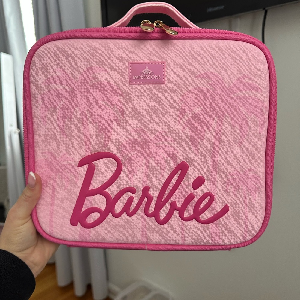 Impressions Barbie Pink Cosmetic Case